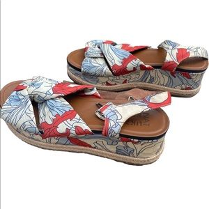 Naturalizer Floral Print Platform Sandals